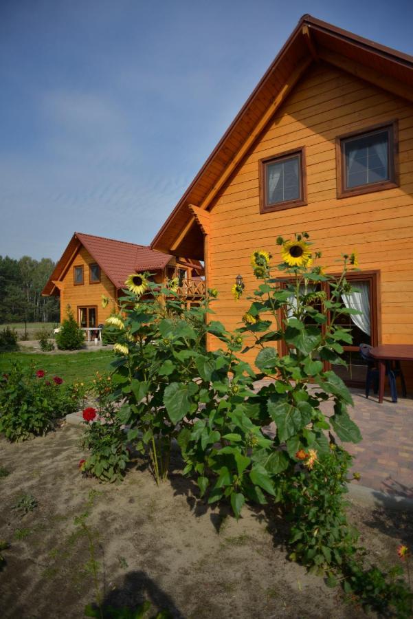 Hotel Osrodek Wypoczynkowy Ranczo Okuninka Exterior foto