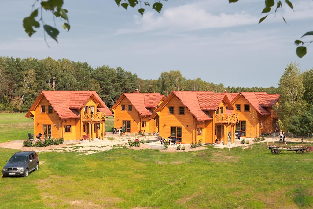 Hotel Osrodek Wypoczynkowy Ranczo Okuninka Exterior foto